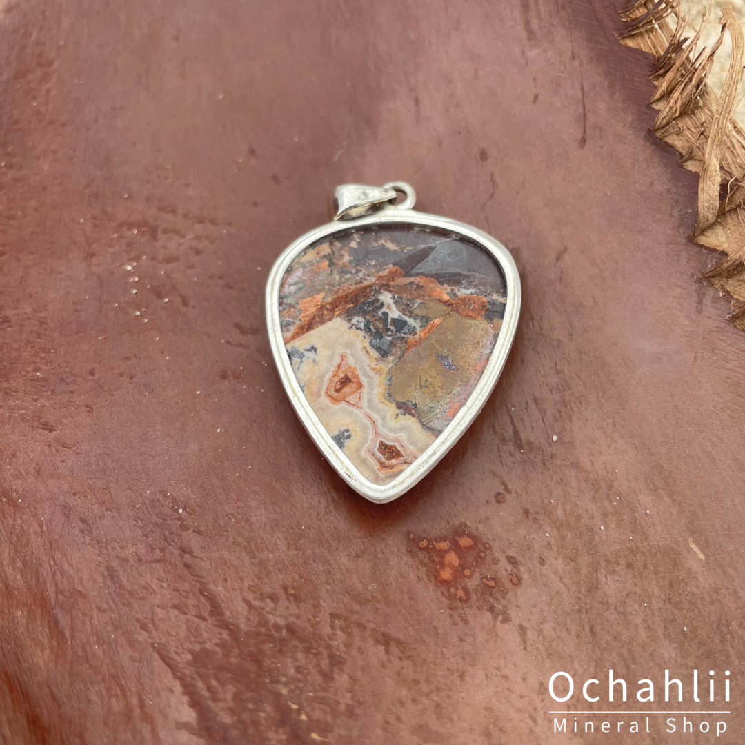 Pendentif en argent opale dendrite
