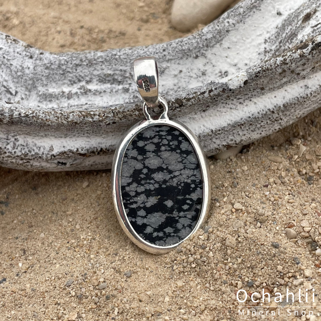Obsidiaan Sneeuwvlok zilveren hanger