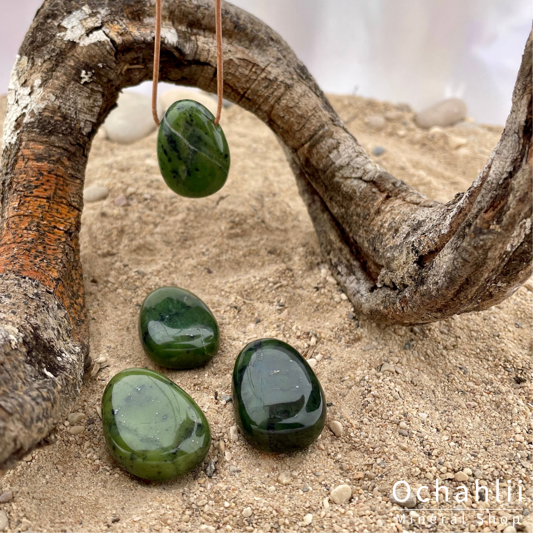 Jade Nephrite pierced pendant