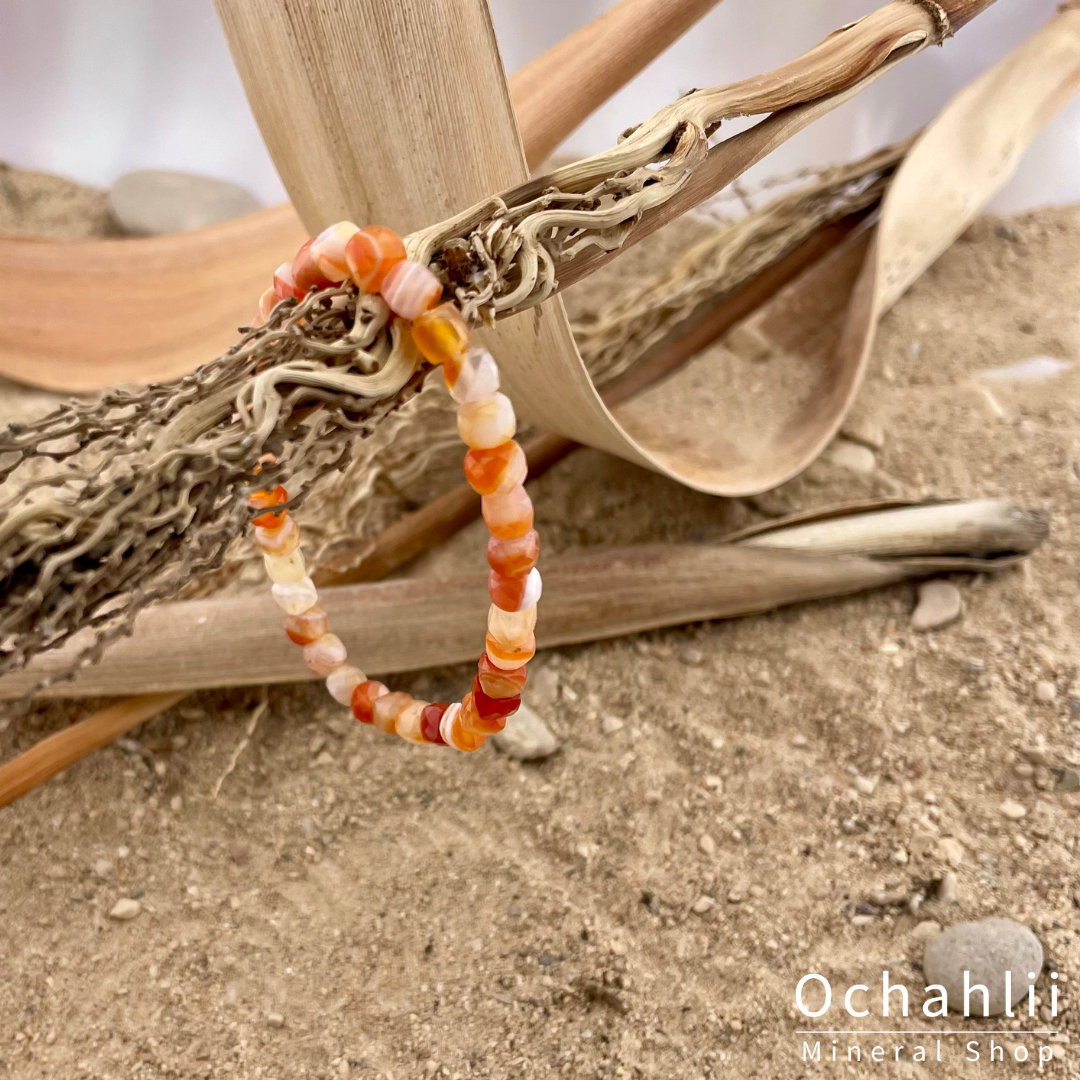 Bracelet agate cornaline facette 6mm