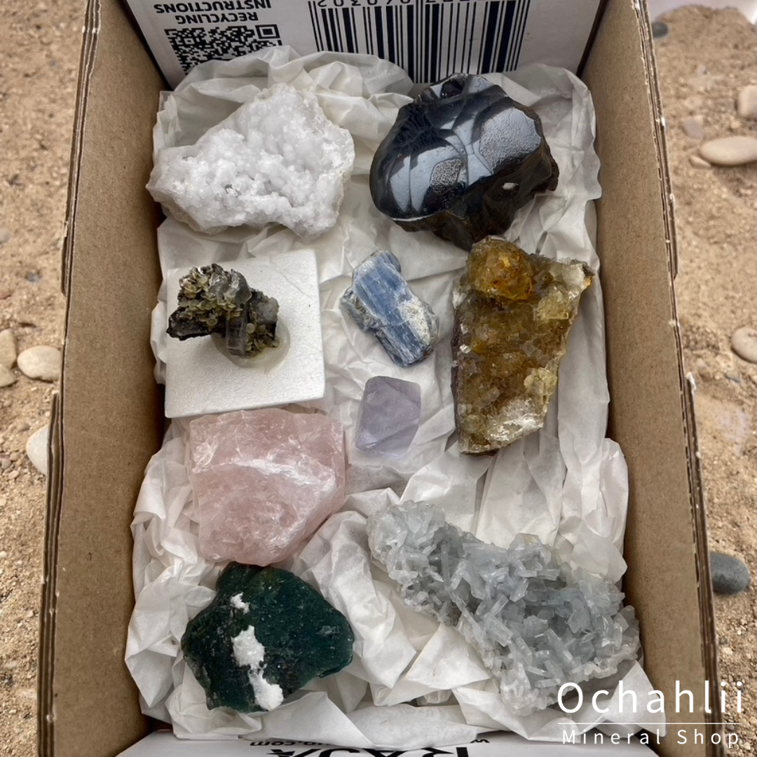 Colección mixta de 20 cajas de minerales