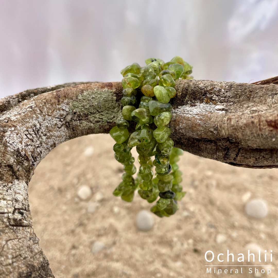 Peridot split bracelet