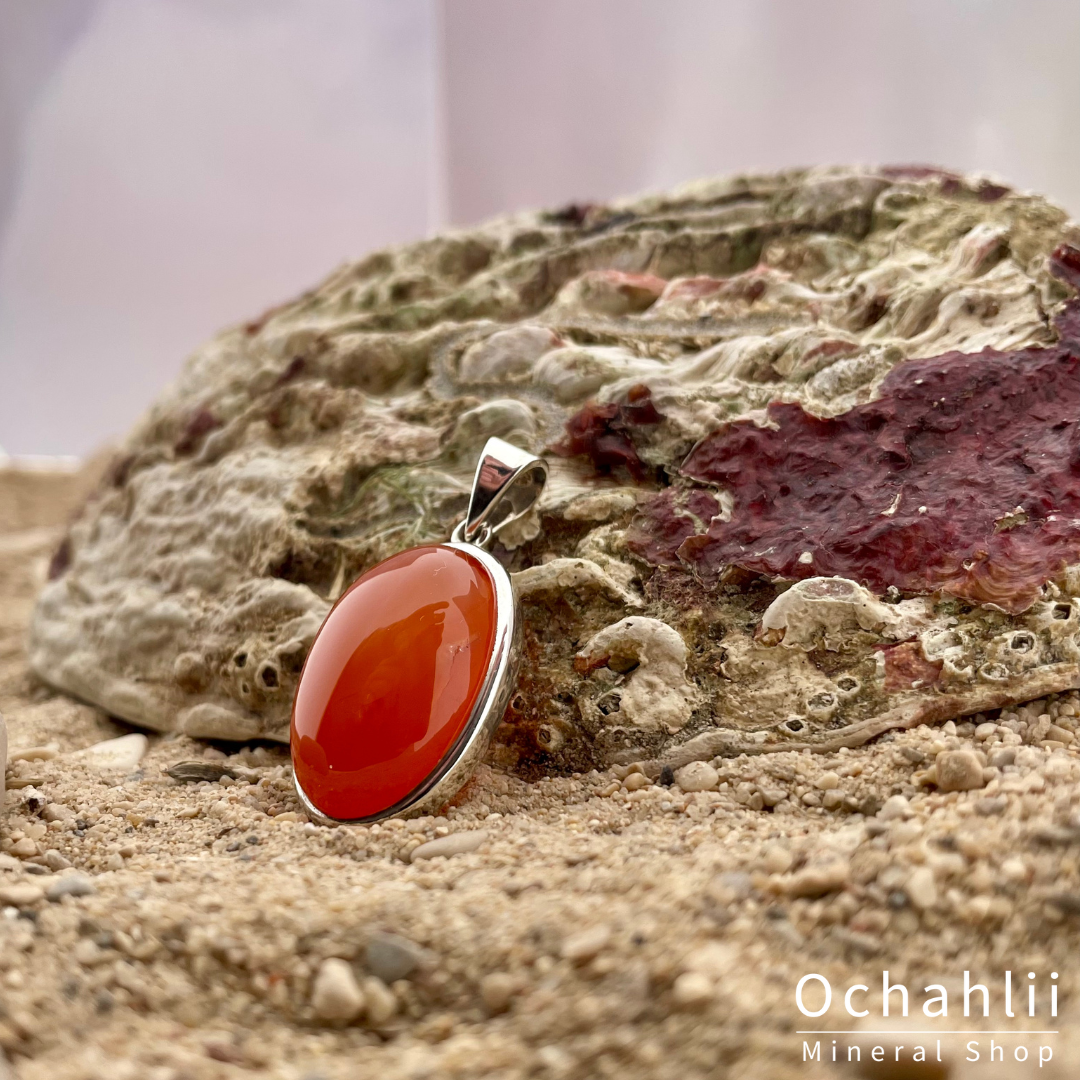 Colgante de carneola plateado