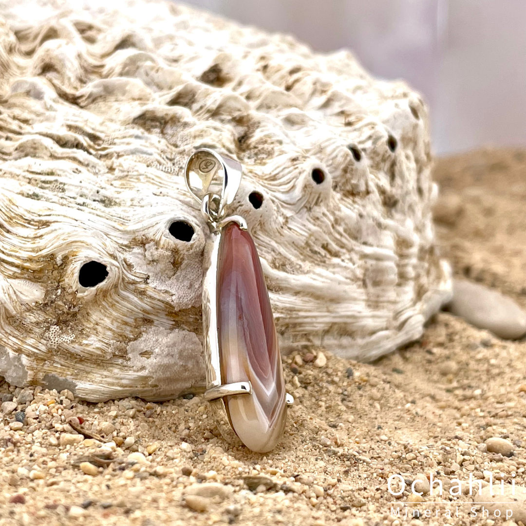 Colgante de ágata plateada