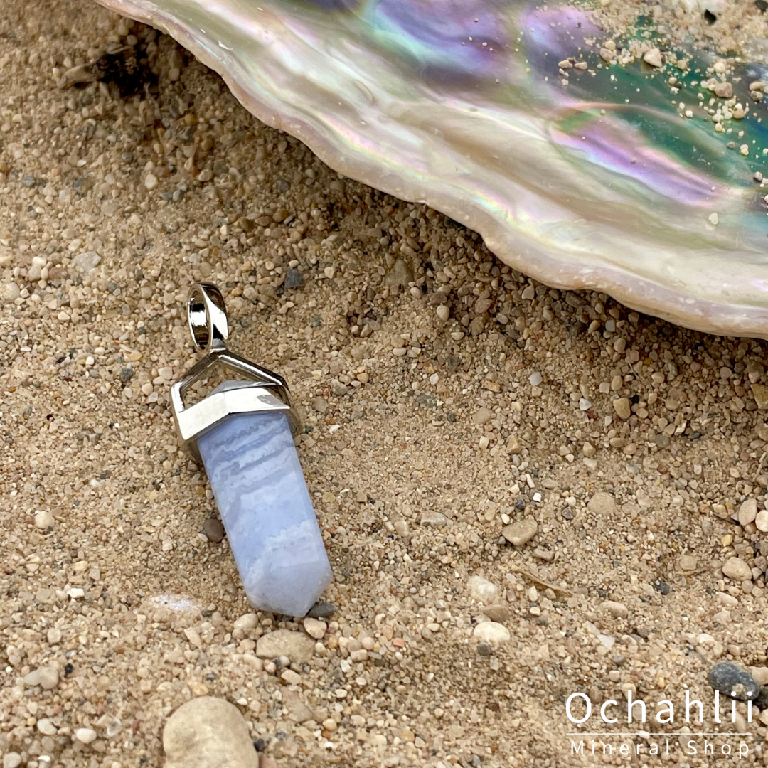 Pendentif en argent Agate dentelle bleue (Calcédoine)