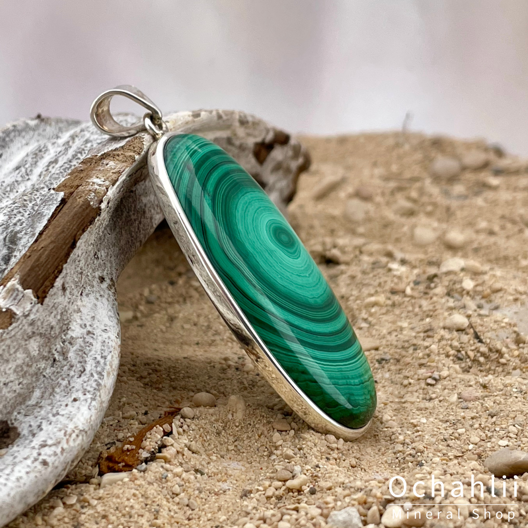 Pendentif en argent malachite