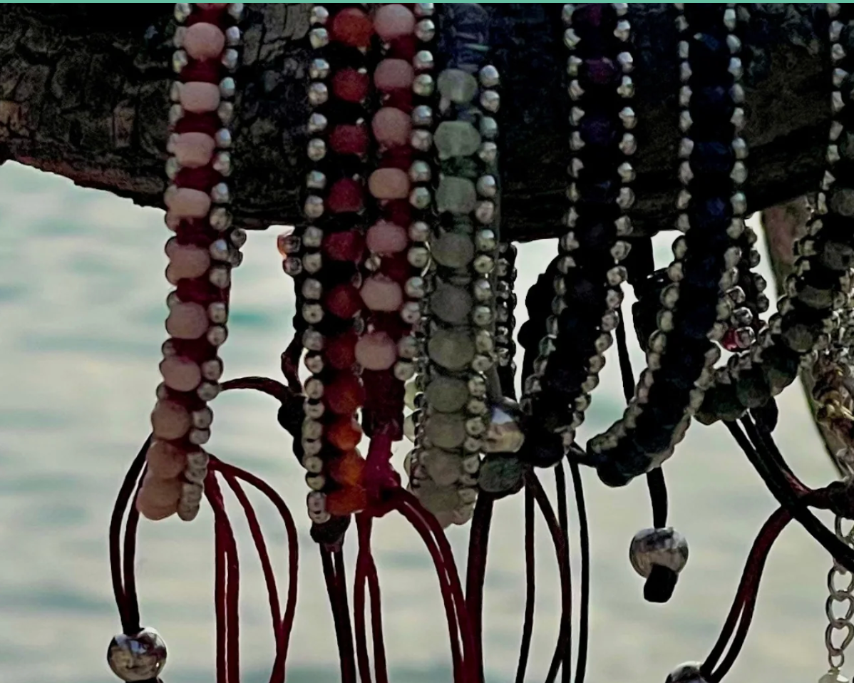 Armbanden met zilver en/of messing