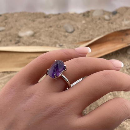 Amethyst silver ring size 56