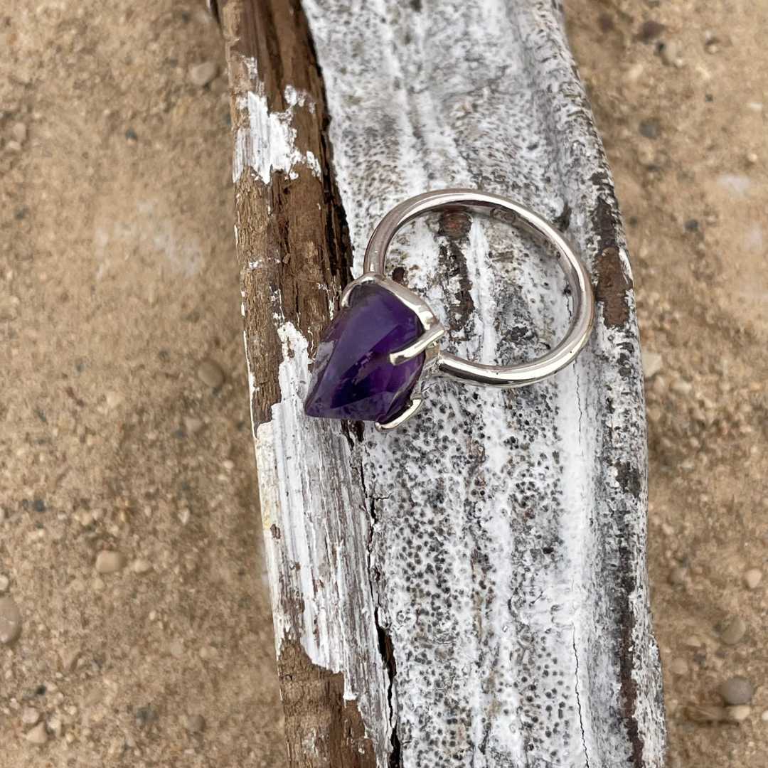 Amethyst silver ring size 56