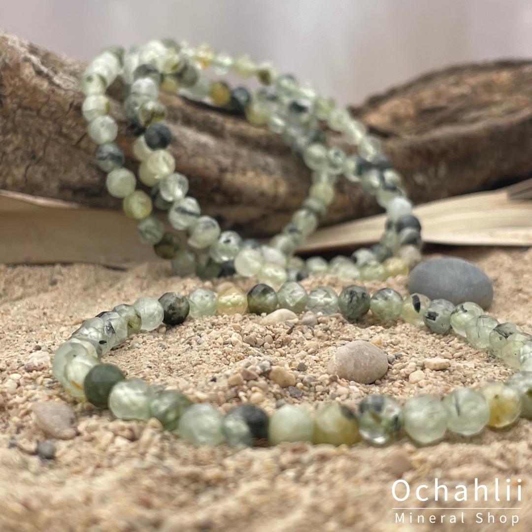 Prehnite bracelet facet 4mm 