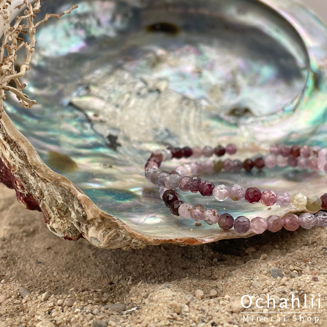 Pulsera facetada multicolor de espinela de 4 mm