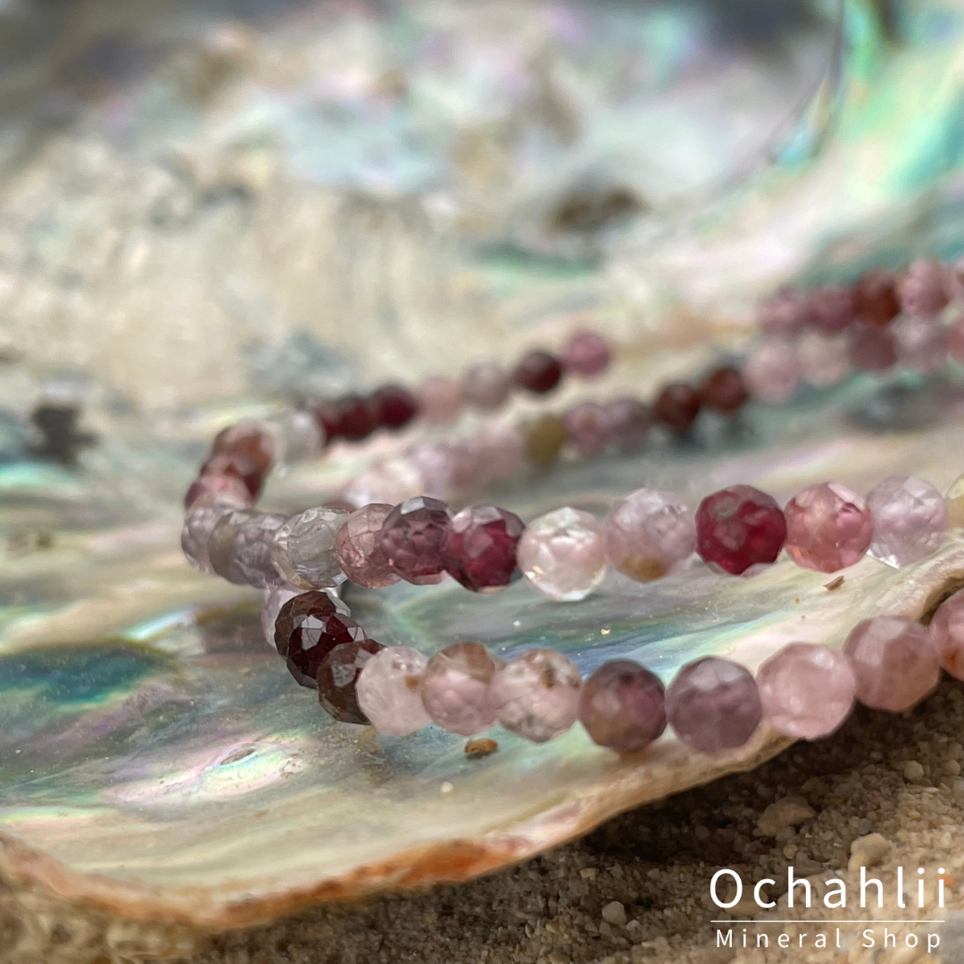 Pulsera facetada multicolor de espinela de 4 mm