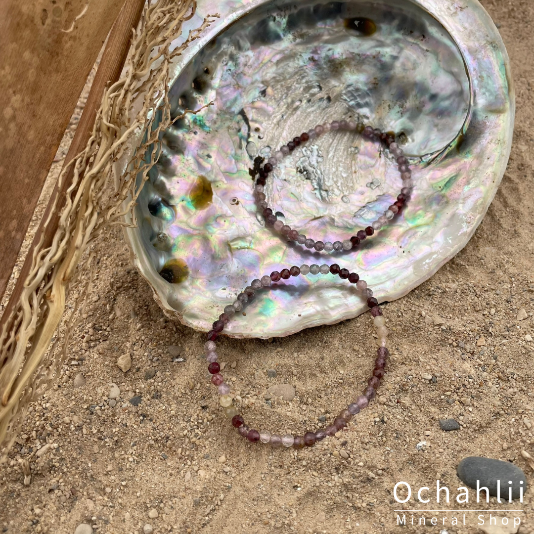 Pulsera facetada multicolor de espinela de 4 mm