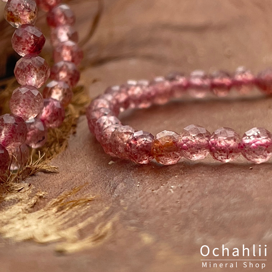 Aardbeikwarts armband facet 4mm