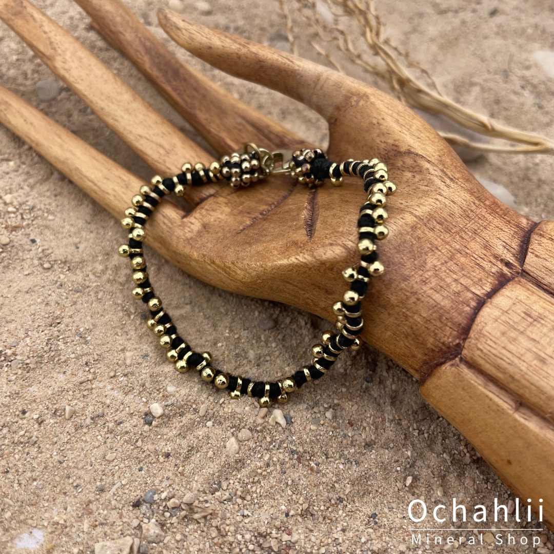 Pulsera étnica color dorado/negro