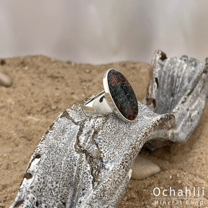 Anillo de granate de plata tamaño 55