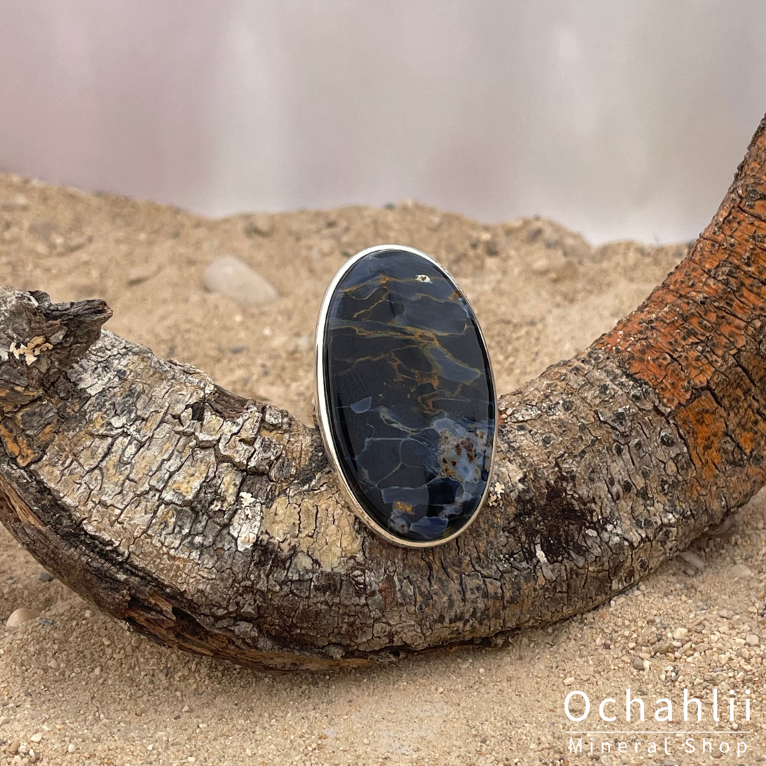 Anillo de pietersiet de plata talla 60+