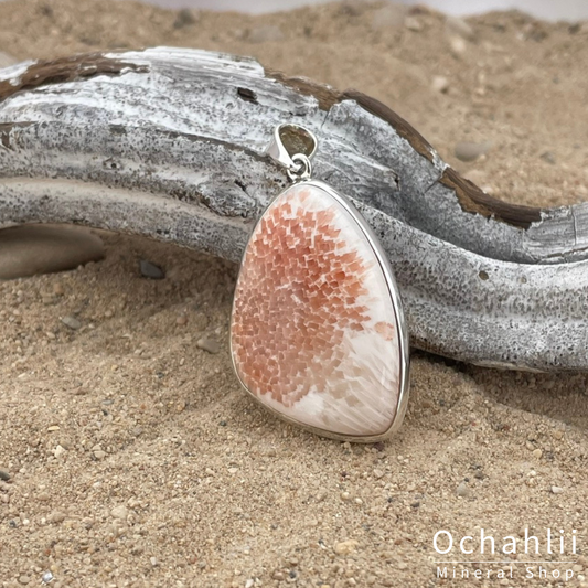 Scolecite pink silver pendant