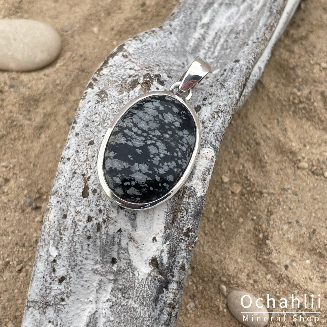 Obsidiaan Sneeuwvlok zilveren hanger