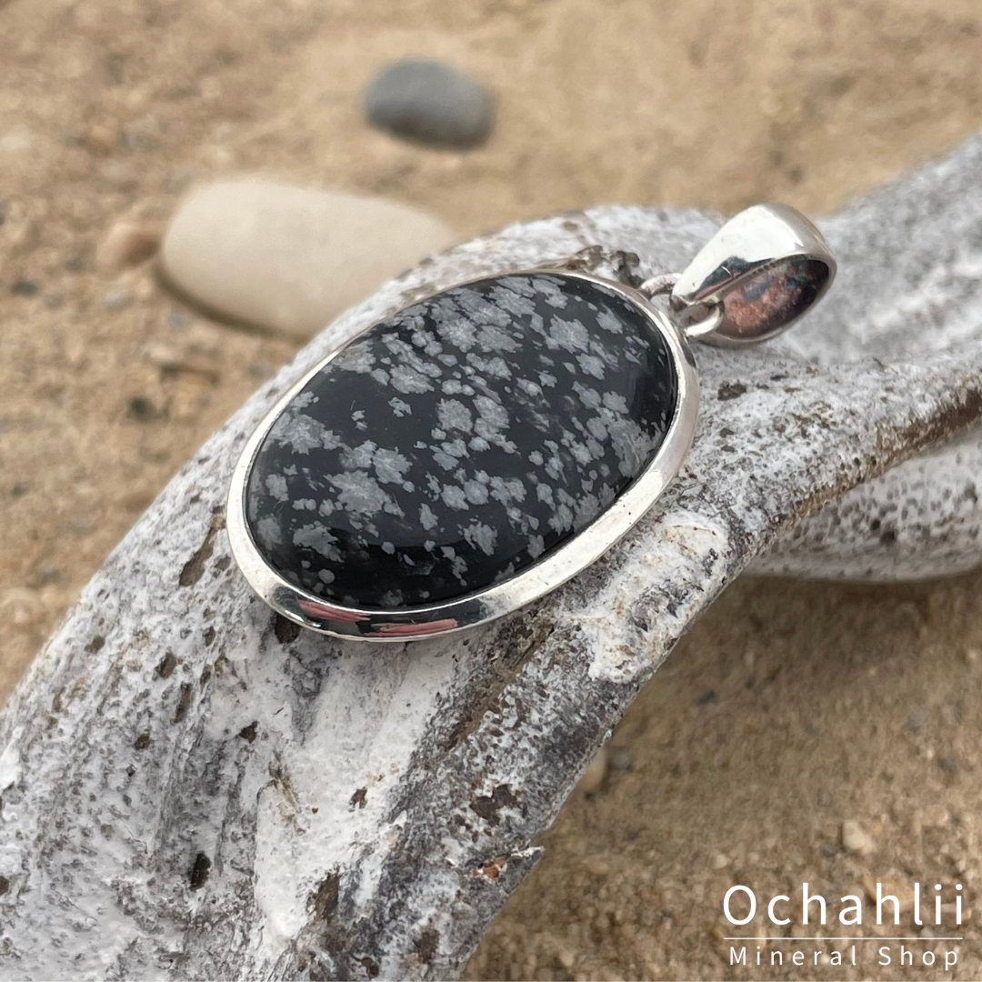 Obsidiaan Sneeuwvlok zilveren hanger