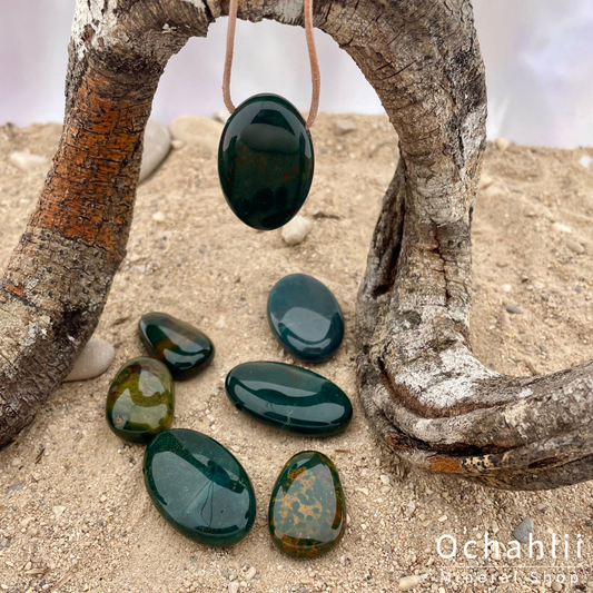 Heliotroop doorboorde hanger