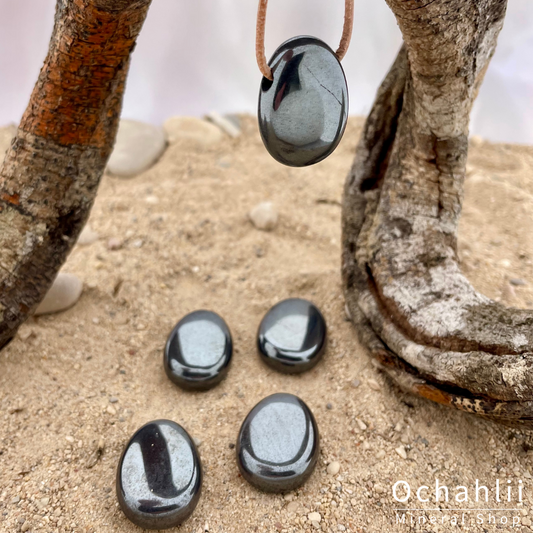 Hematiet doorboorde hanger