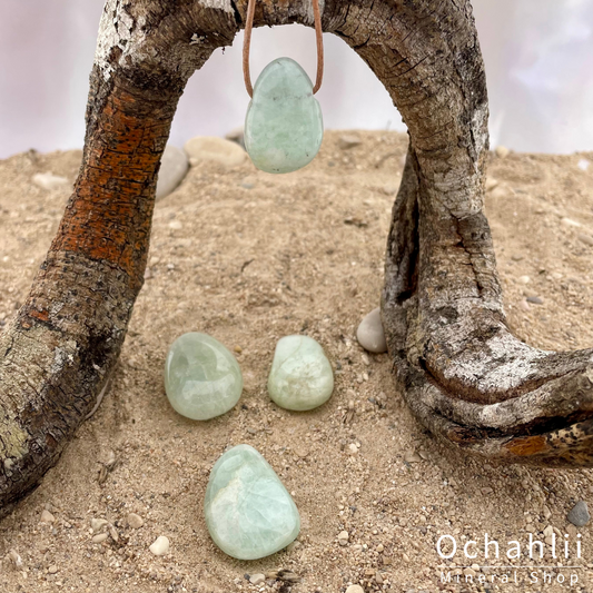 Aquamarijn doorboorde hanger