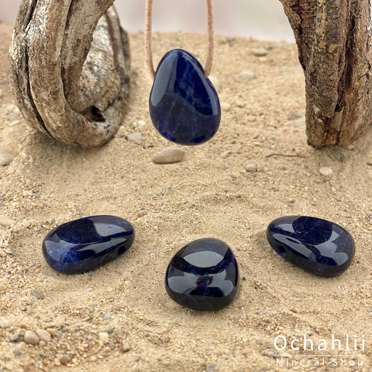 Tree agate pierced pendant