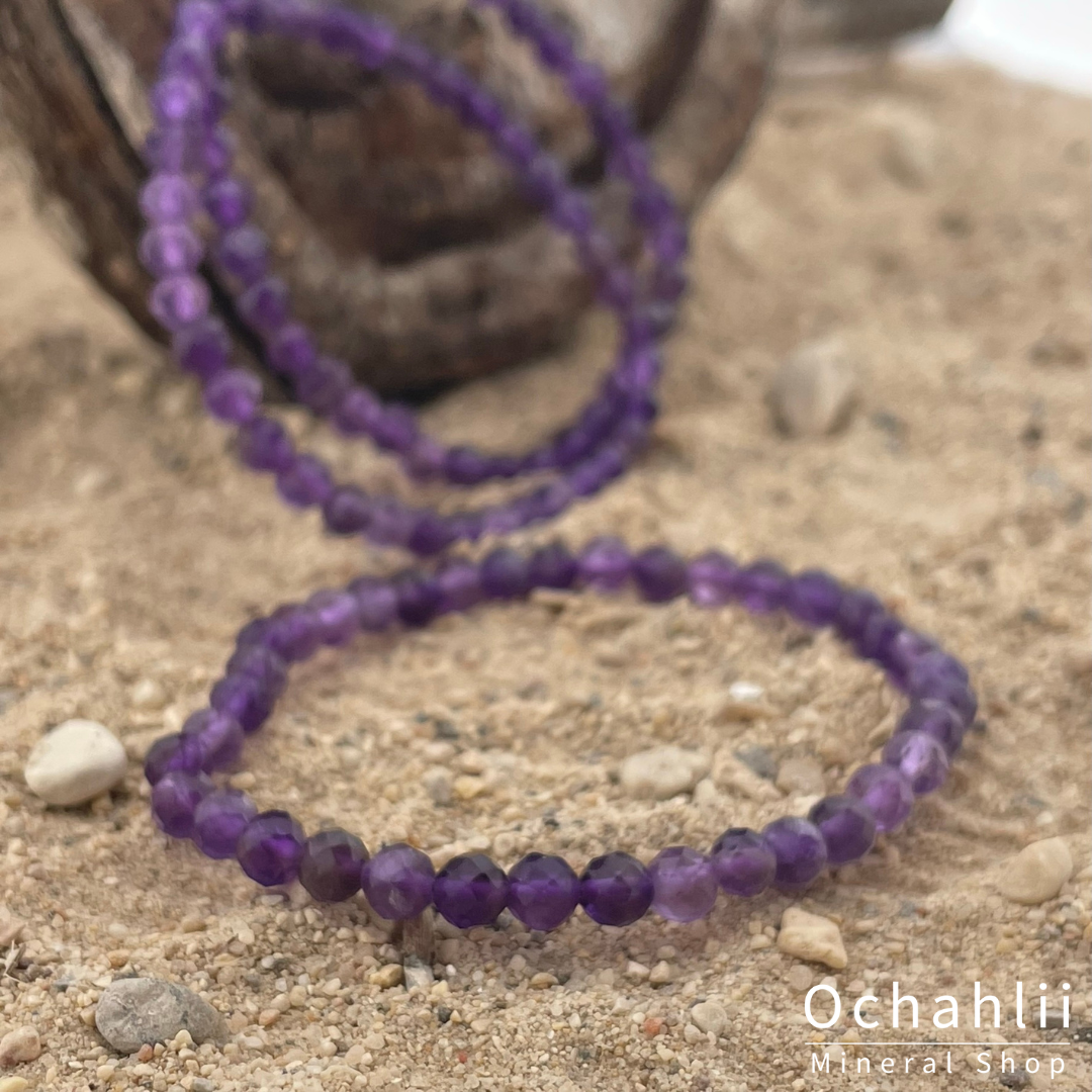 Amethyst bracelet facet 4mm