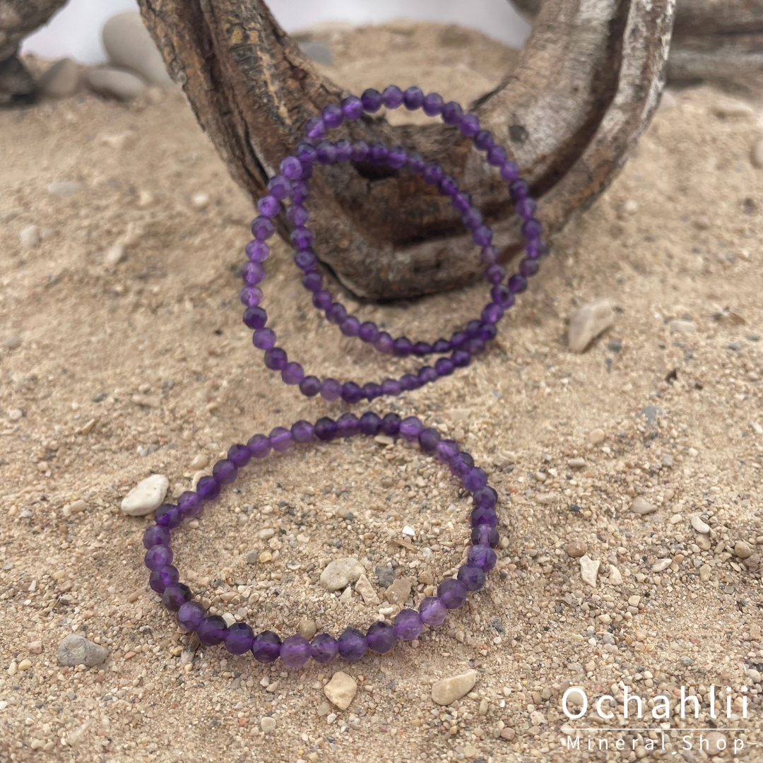 Amethyst bracelet facet 4mm
