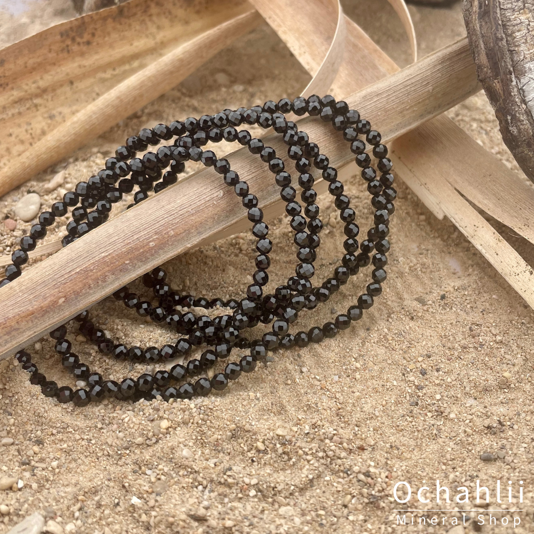 Toermalijn zwart armband facet 4mm