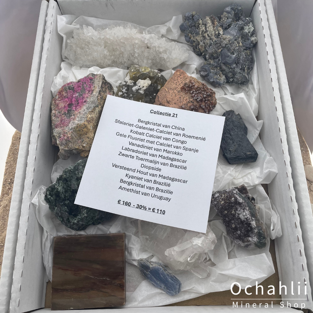 Colección mixta de caja de minerales 21