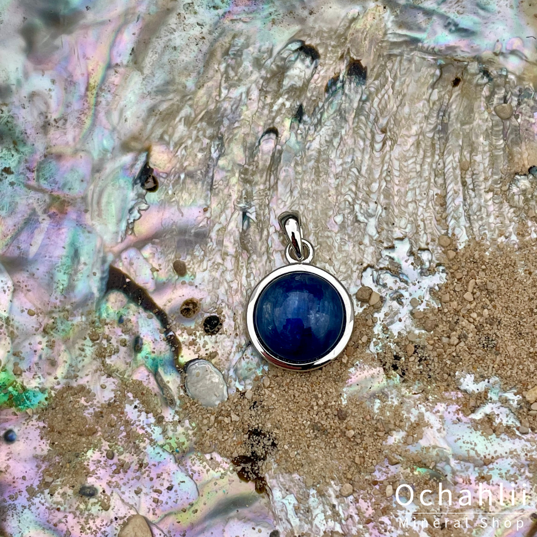 Pendentif en argent cyanite (cyanite-disthène)