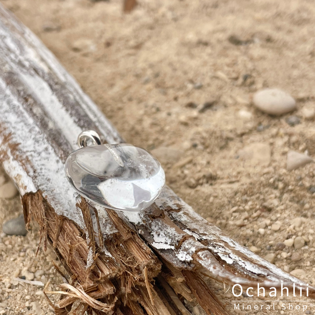 Pendentif argent cristal de roche