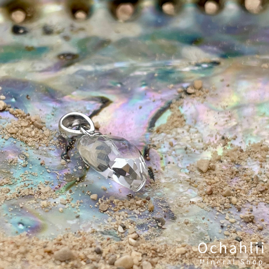 Colgante de plata de cristal de roca