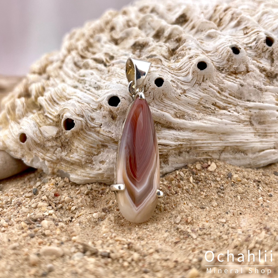 Colgante de ágata plateada