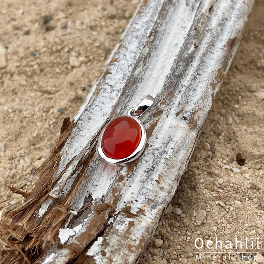 Colgante de carneola plateado