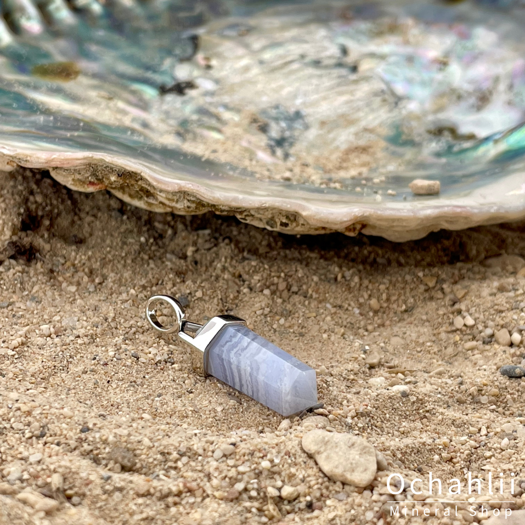 Pendentif en argent Agate dentelle bleue (Calcédoine)