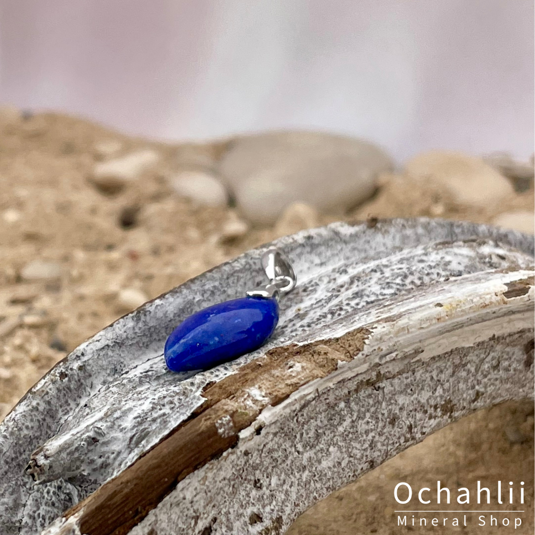Pendentif en argent lapis-lazuli