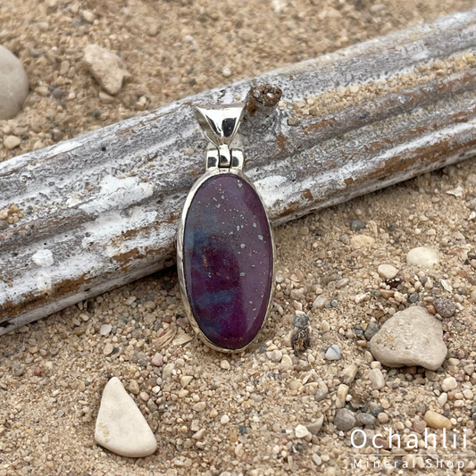 Pendentif en argent Rubis dans Distheen
