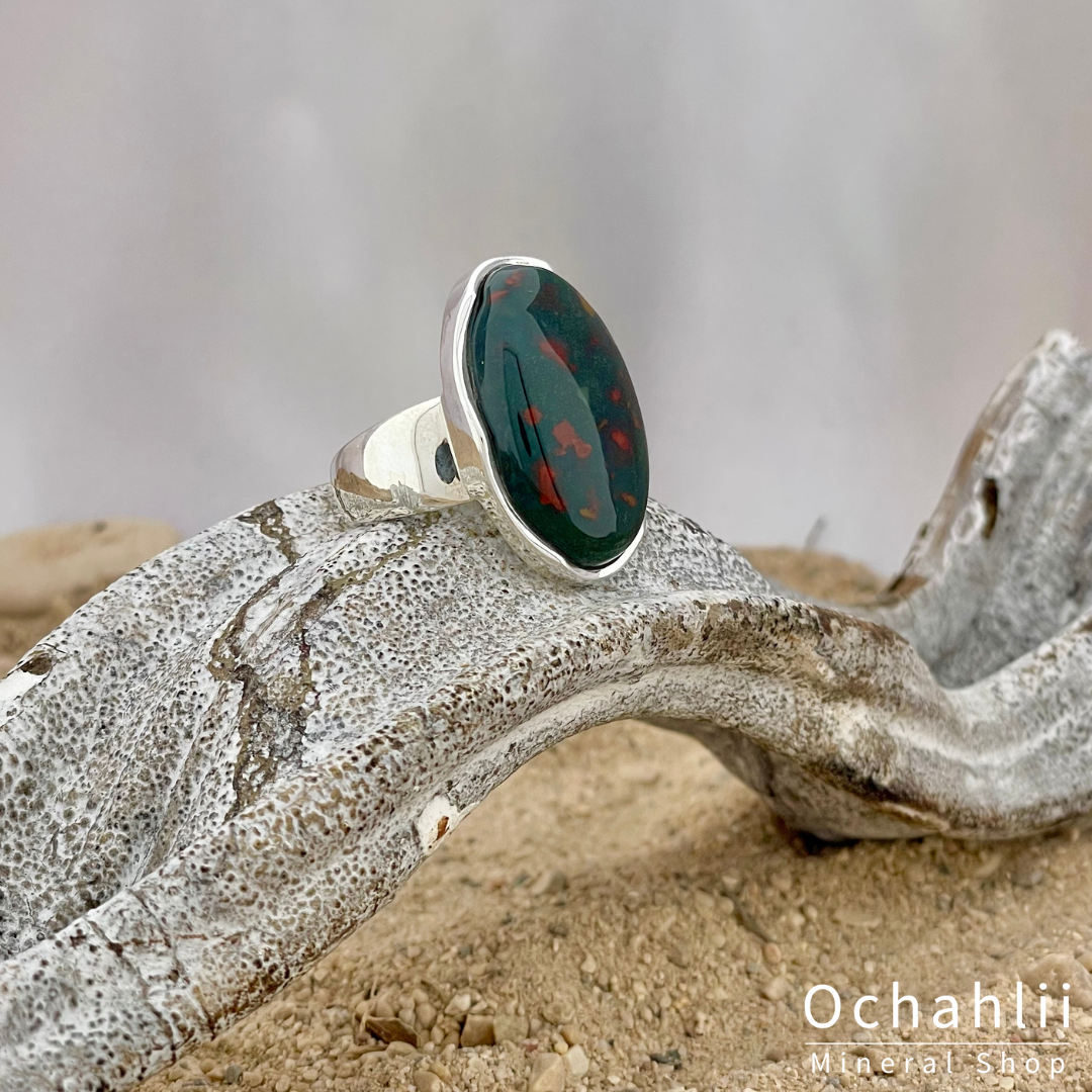 Heliotrope silver ring size 60